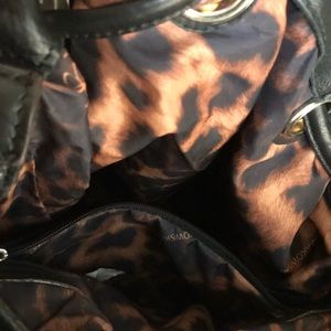 Black b makowsky purse